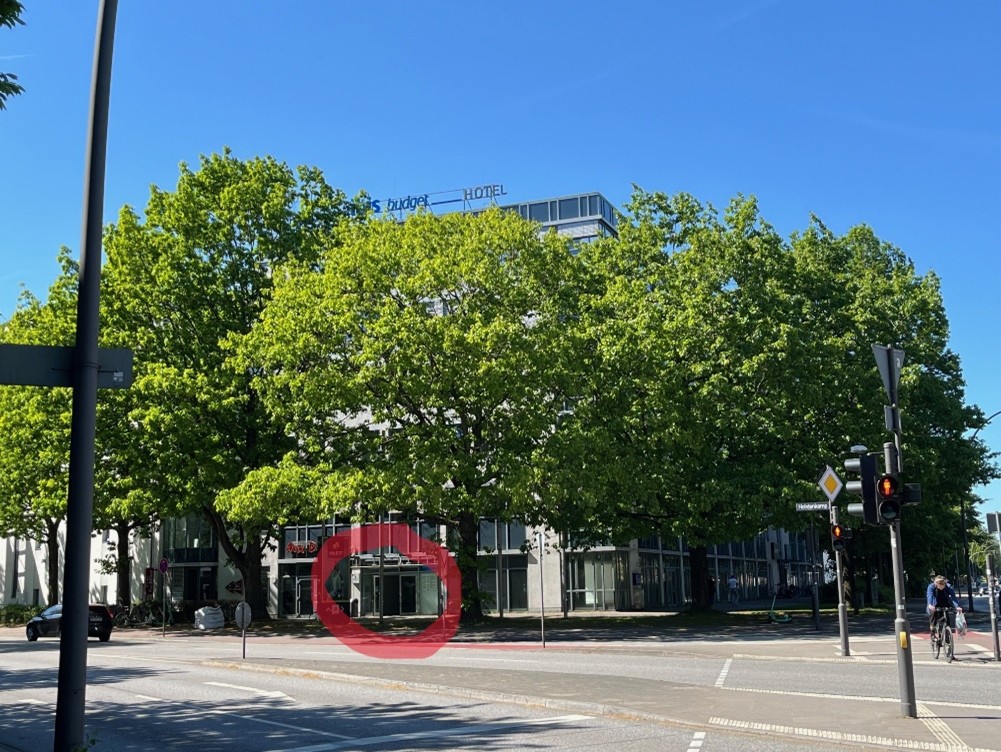 Foto von der Eingangssituation der Adresse Holstenkamp 1